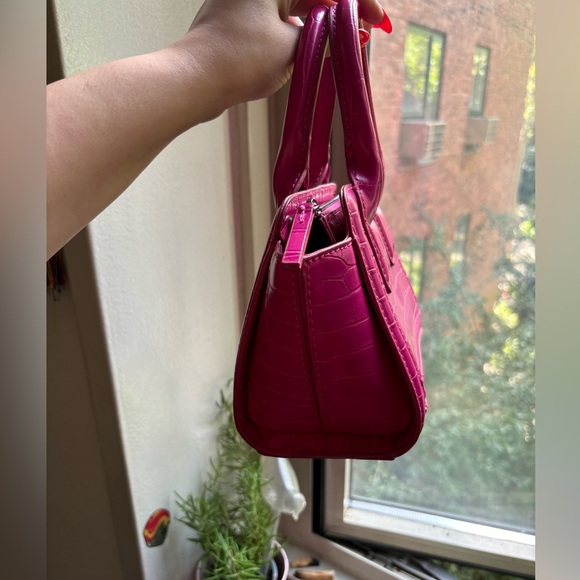 Mini Pink Handbag - Picture 3 of 9